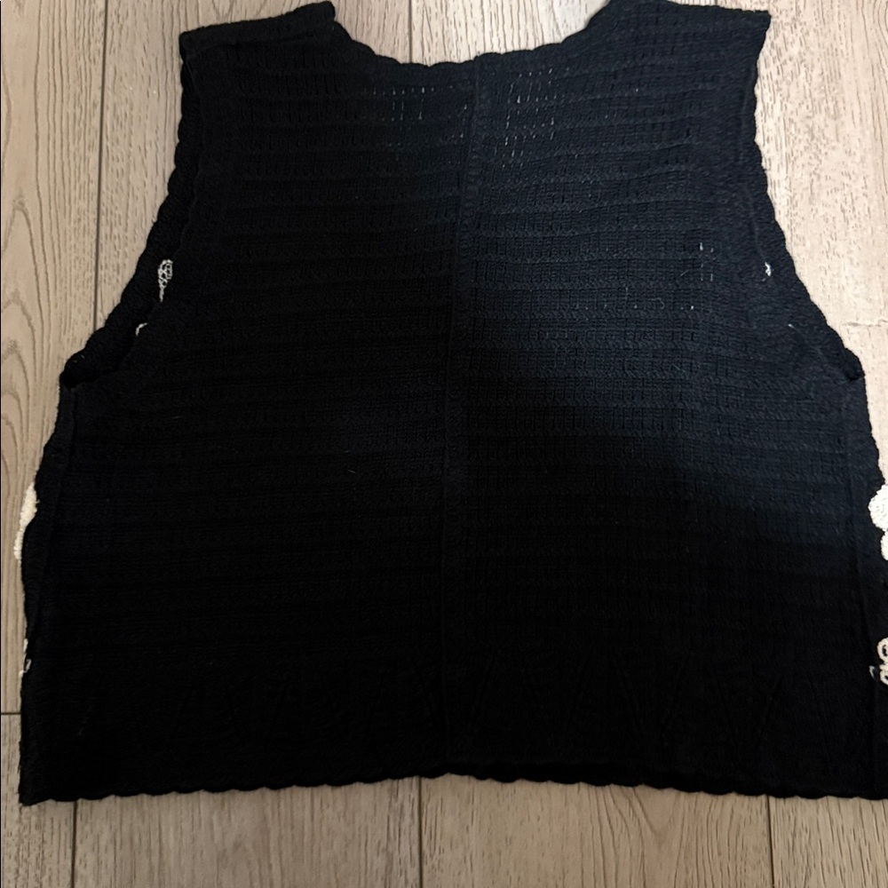 Commense knit floral vest - Picture 5 of 5